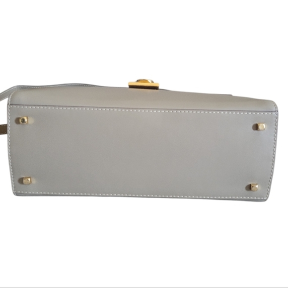 Salvatore Ferragamo Classic Top-Handle Women's Handbag Light Gray Gold Hardware - Picture 12 of 16